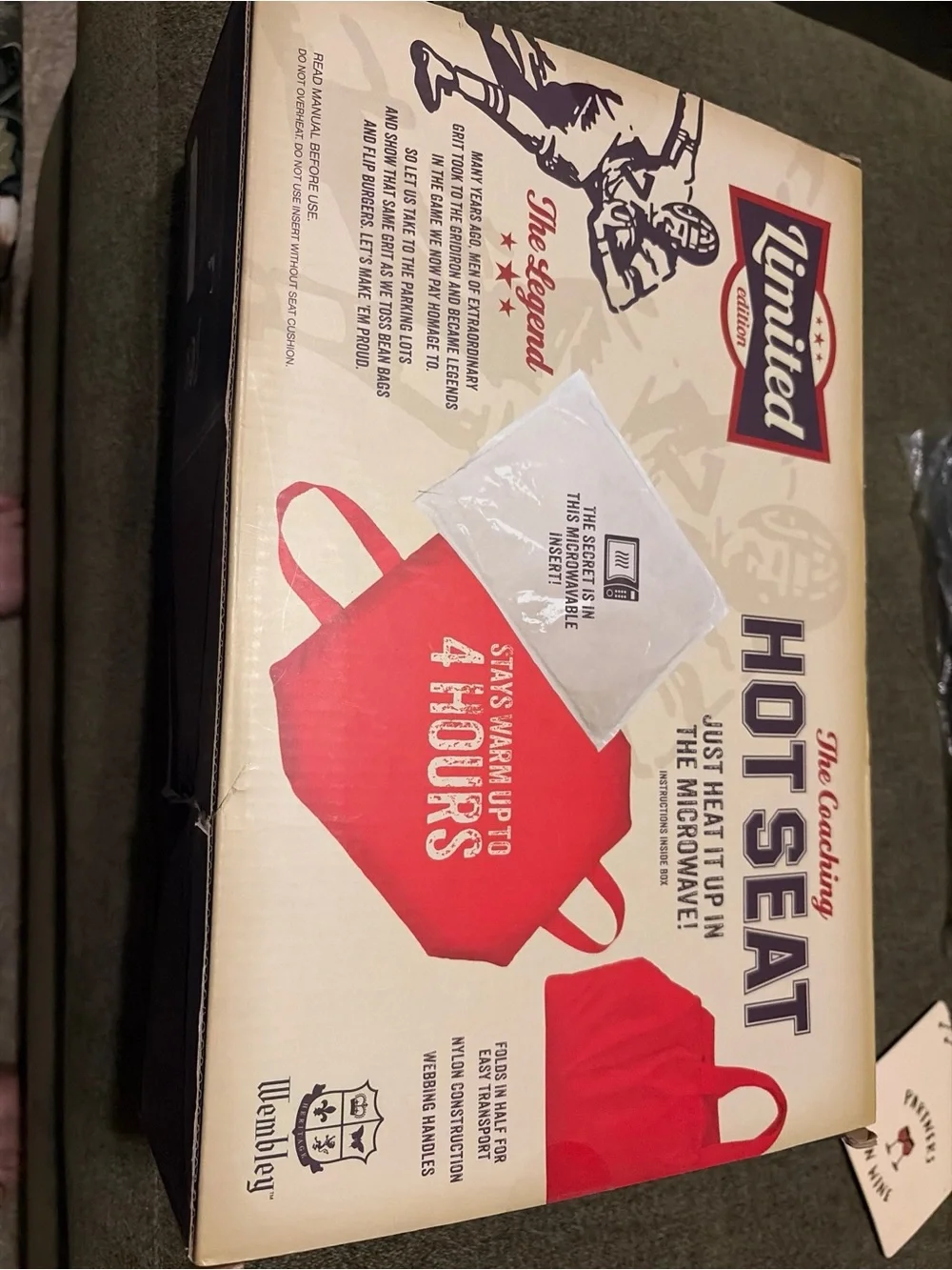 Wembley Hot Seat Portable Seat Cushion Microwaveable. This is BLACK NOT RED
